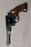 Dan Wesson 22  (L).JPG