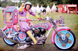 Grayson-Perry-in-the-British-Museum-The-Vintagent-Germany.png